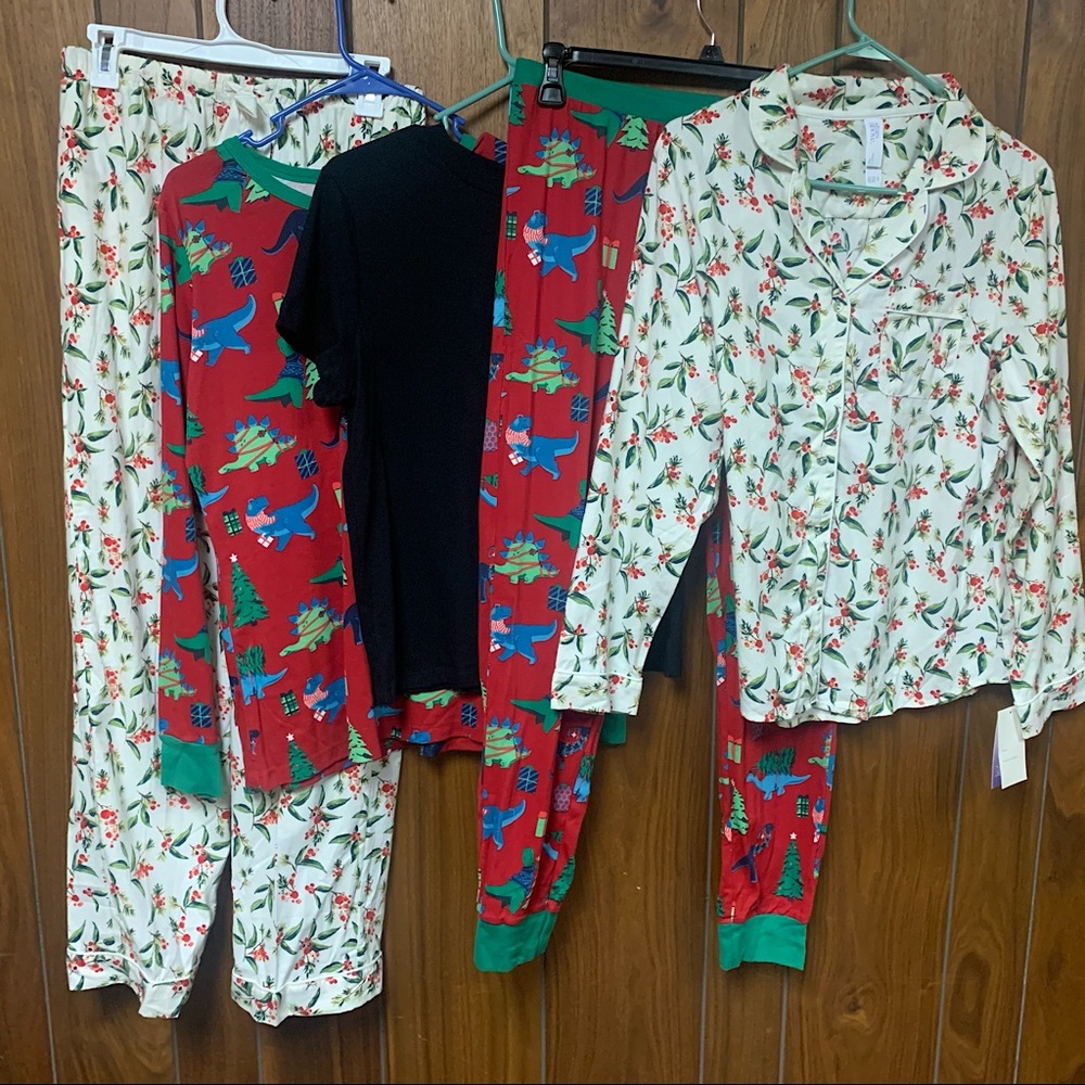 Lot of 5 Pajama Top/Bottoms | Size M